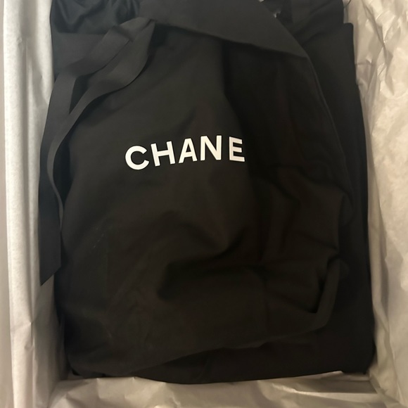 Chanel rain boots - Picture 3 of 4